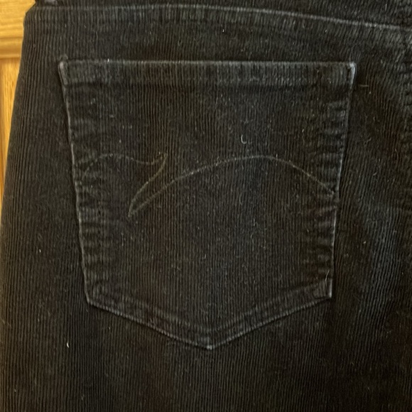 Gloria Vanderbilt - Corduroy Pants - Black - Size 8 - Picture 6 of 8